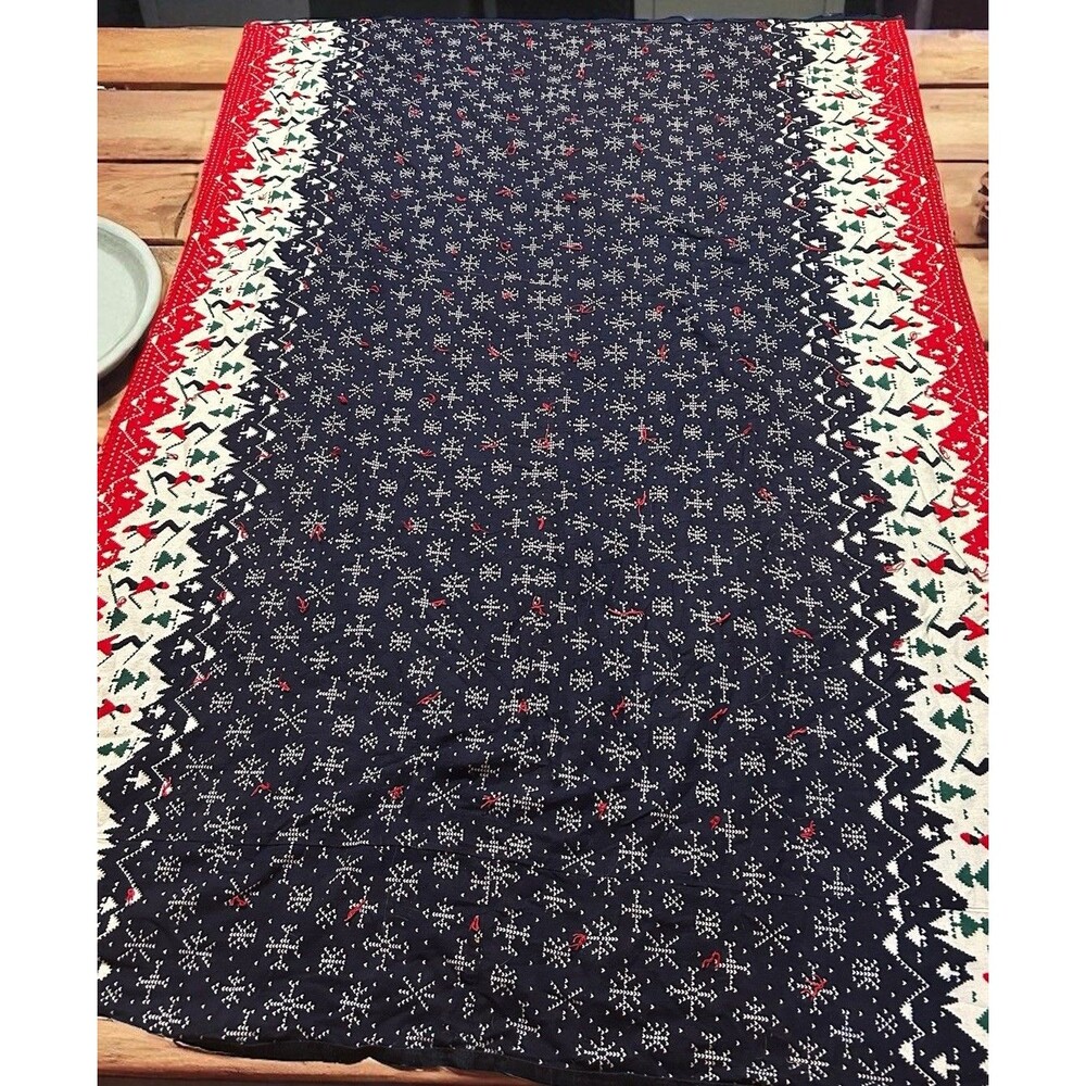Vintage Winter Blanket Quilt Snowflake Folk Art Skiing 85x60 Mid Century Throw